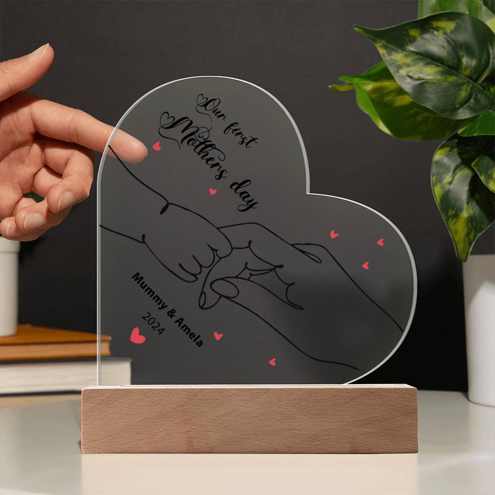 Unser erster Muttertag – Personalisierte Herz-Acrylplatte
